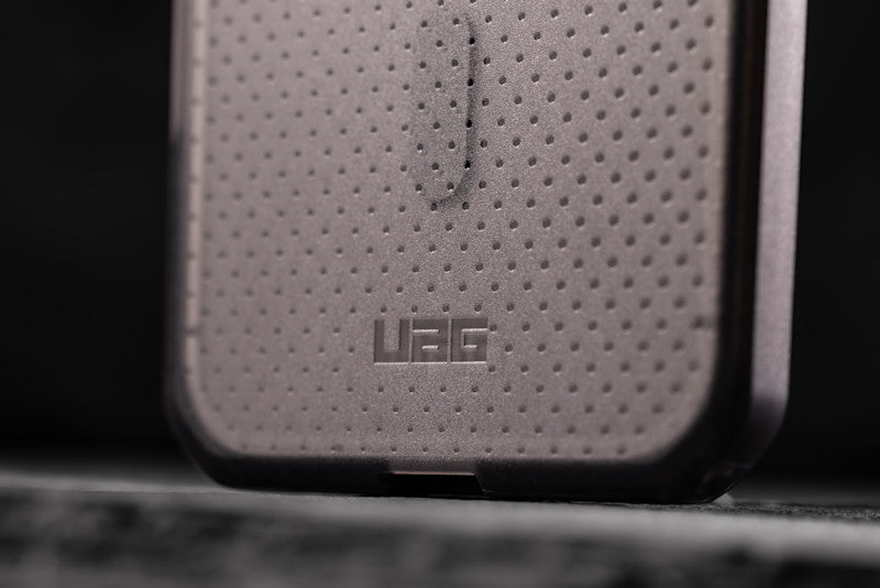 UAG Urban Armor Gear Dot iPhone 17 Pro Case