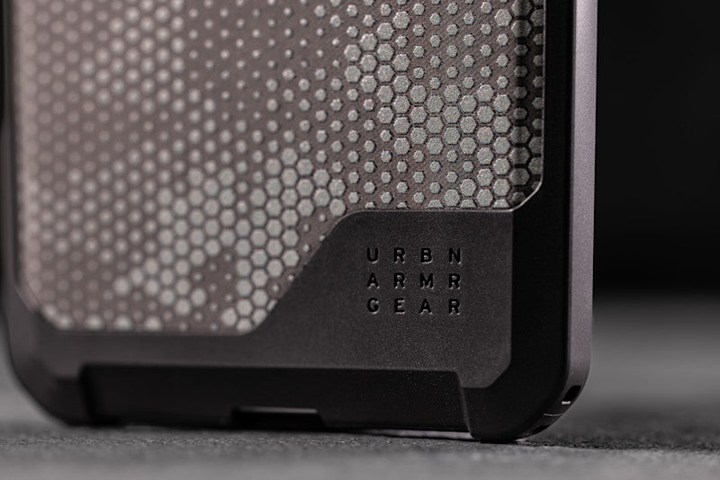 UAG Urban Armor Gear Metropolis LT iPhone 17 Pro Max Case