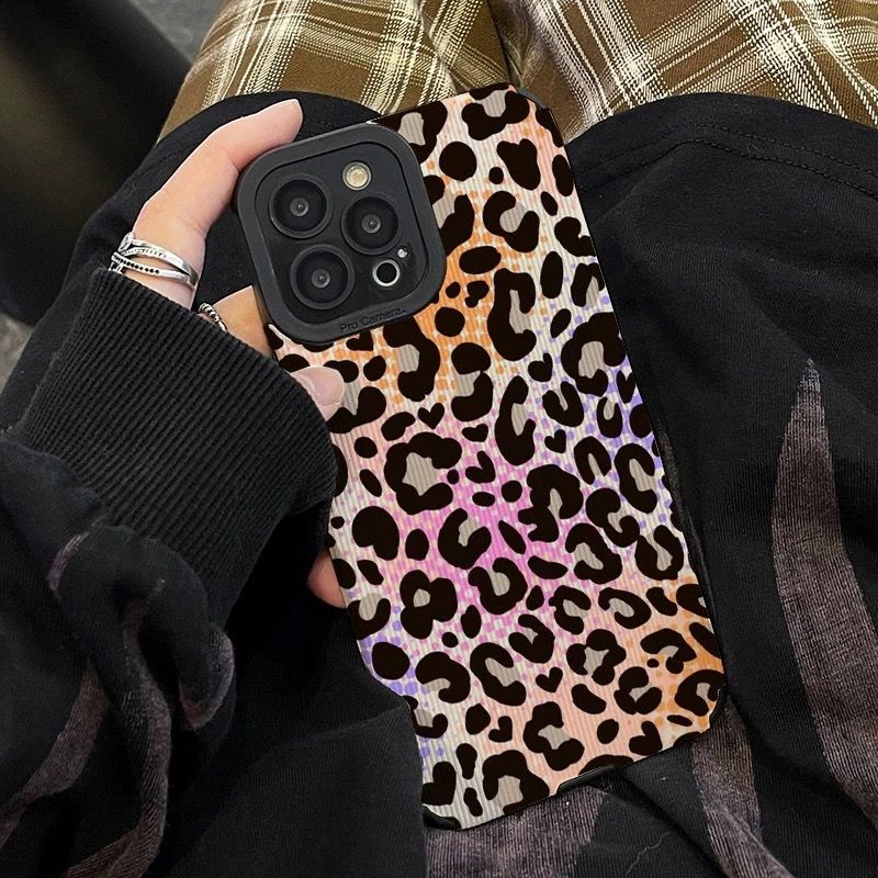 Protective Apple iPhone Back Cover - Shaded Leopard iPhone Textured Silicone Case