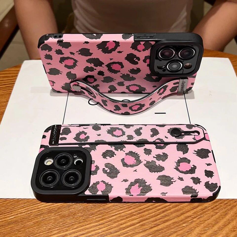 Protective Apple iPhone Back Cover - Pink Leopard Bracelet Stand iPhone Textured Soft Case - Style 3