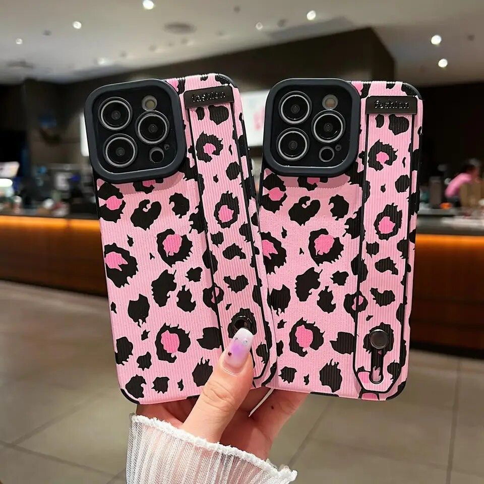 Protective Apple iPhone Back Cover - Pink Leopard Bracelet Stand iPhone Textured Soft Case - Style 4