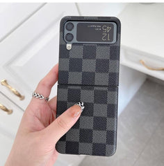 Luxury Leather Texture Flip 4 Case with Keychain – Stylish Protection for Samsung Galaxy Z Flip 4