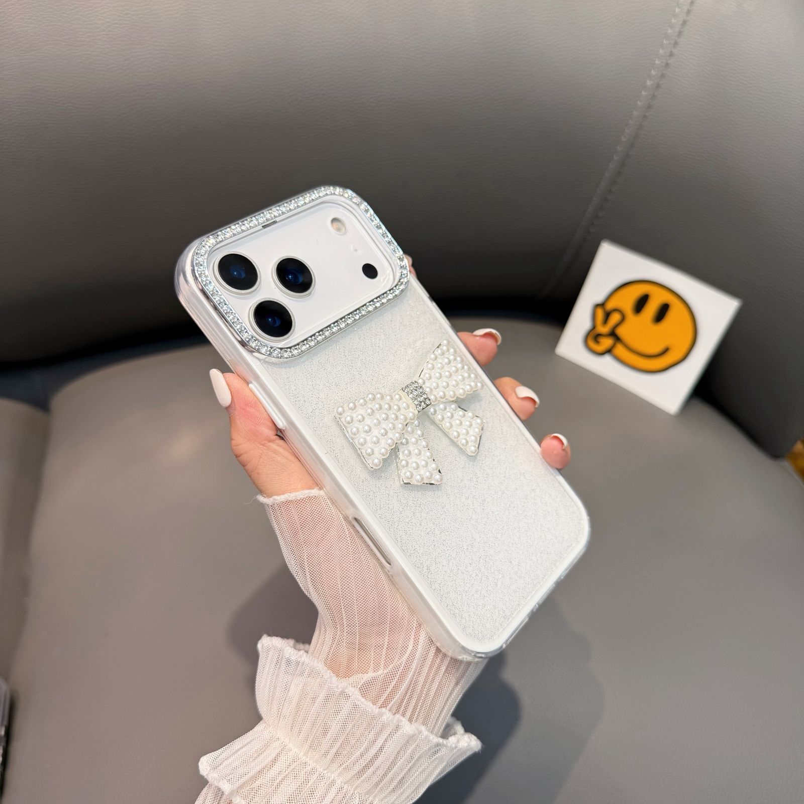 BowÉlite Glitter iPhone 17 Series Case