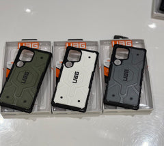 UAG Pathfinder Magsafe Case for the Samsung Galaxy S24 Ultra/S25 Ultra (White)