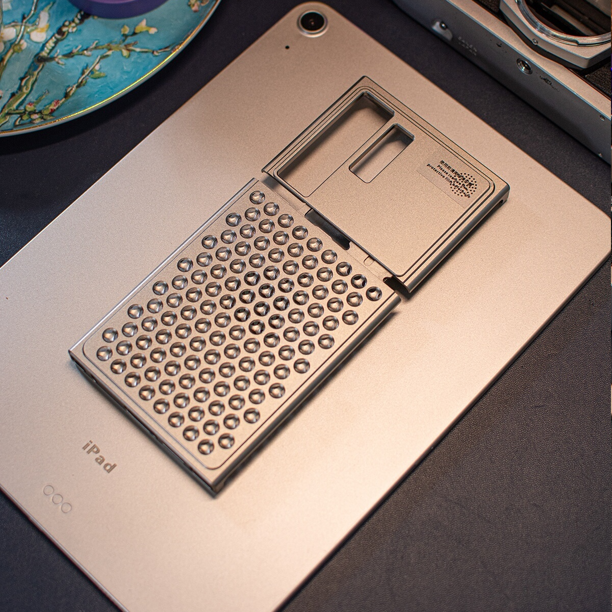 Samsung Galaxy S24 Ultra Heat Dissipation Aluminum Cooling Case with Aroma - Titanium Mobile Case by CoverMeUp - Style 2