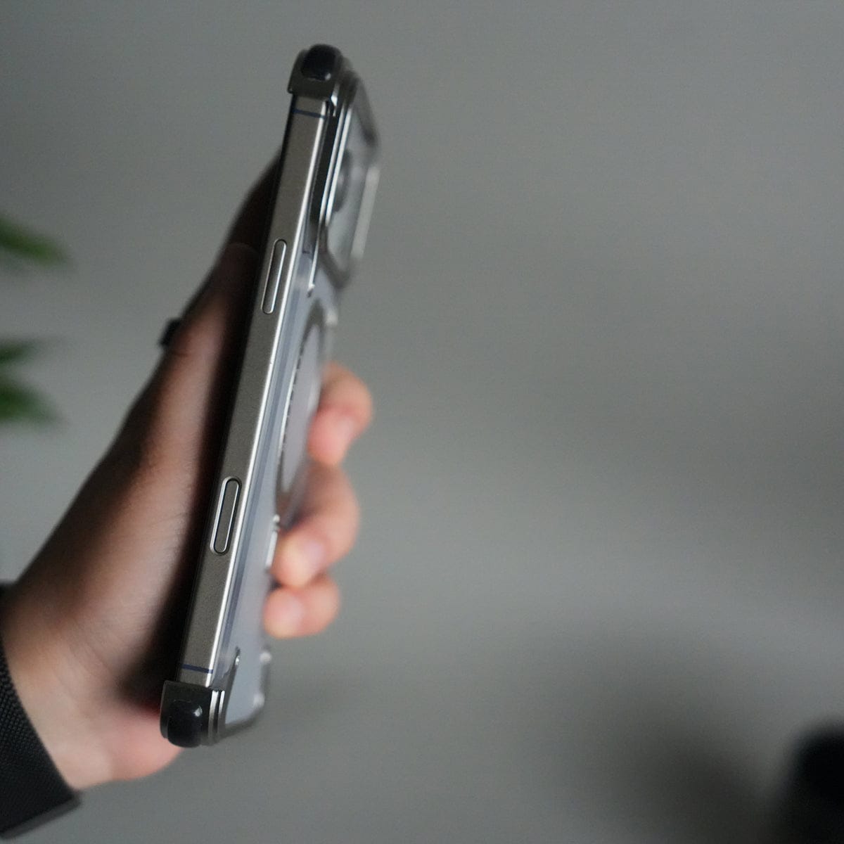 iPhone 17 Pro Max Frosted Frameless Metal Kickstand Case