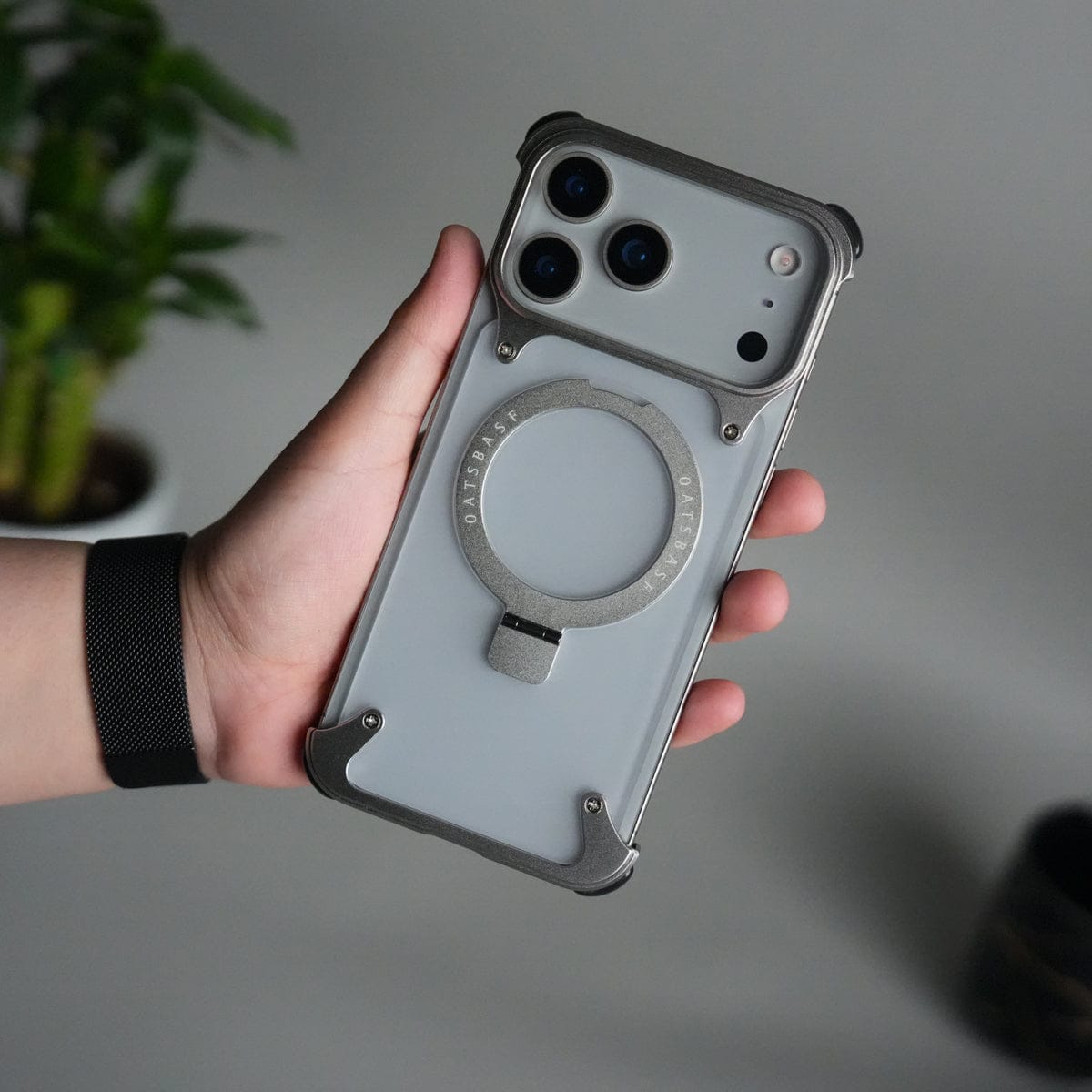 iPhone 17 Pro Max Frosted Frameless Metal Kickstand Case