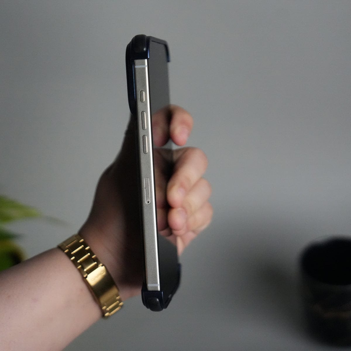 iPhone 17 Series Frosted Frameless Metal Kickstand Case | BLUE