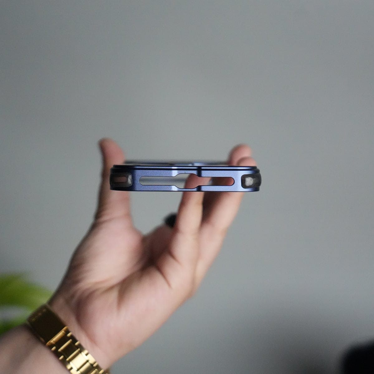 iPhone 17 Series Frosted Frameless Metal Kickstand Case | BLUE