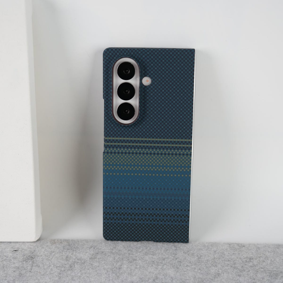 Aramid Design Hard Pc Case for Samsung Galaxy Z Fold 8 Ultra | MagSafe Cover
