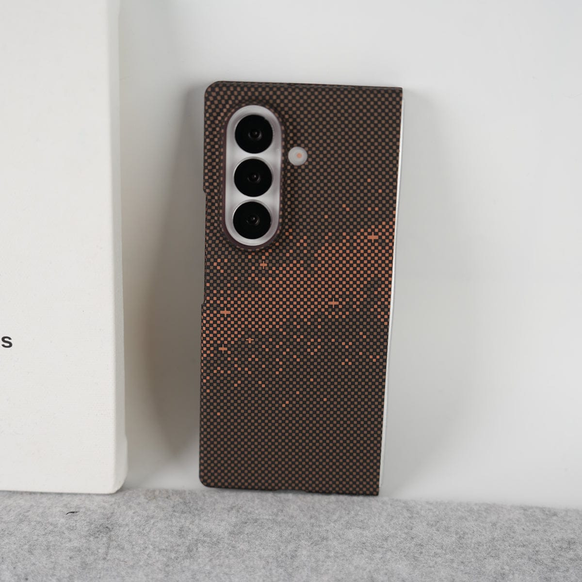 Aramid Design Hard Pc Case for Samsung Galaxy Z Fold 8 Ultra | MagSafe Cover
