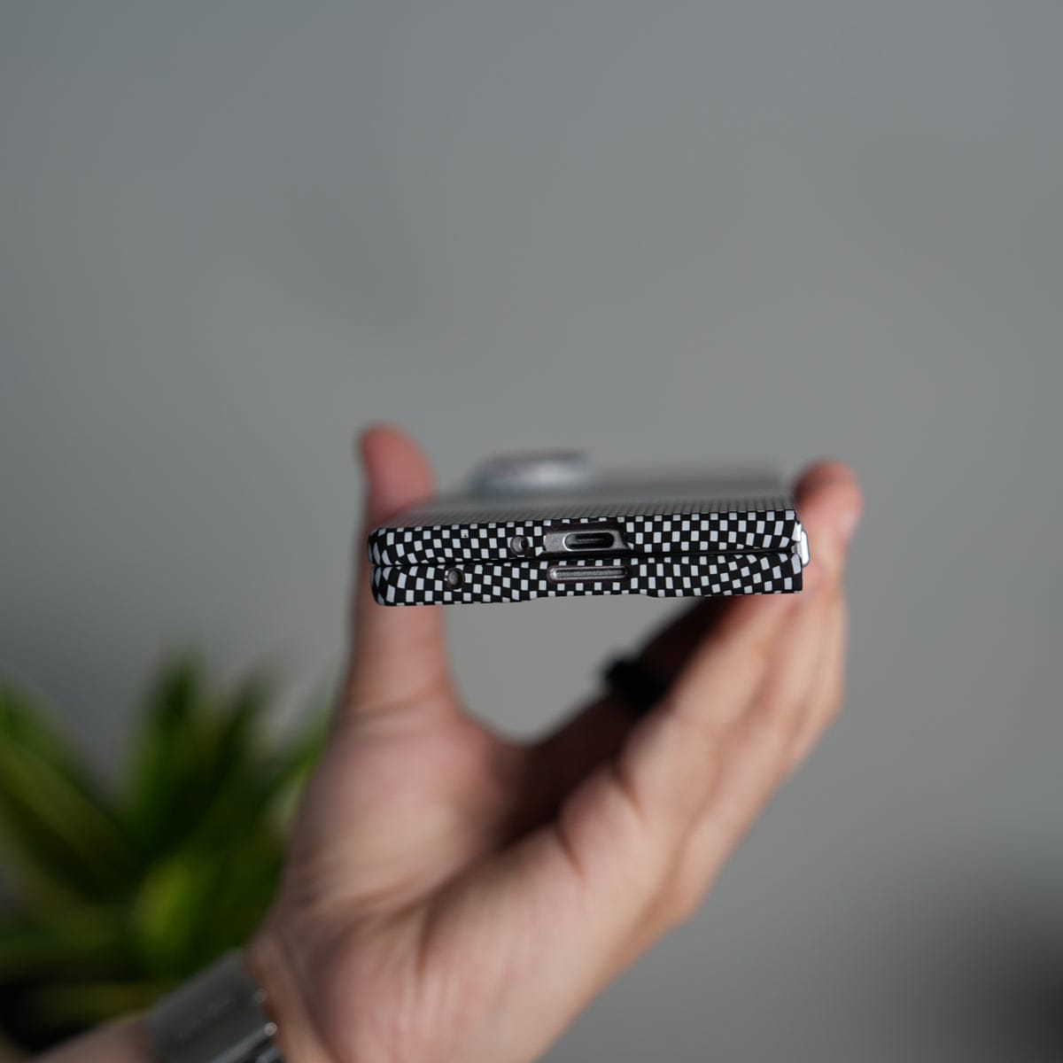 Aramid Design Hard Pc Case for Samsung Galaxy Z Fold 8 Ultra | MagSafe Cover | GrayBlackLine Design