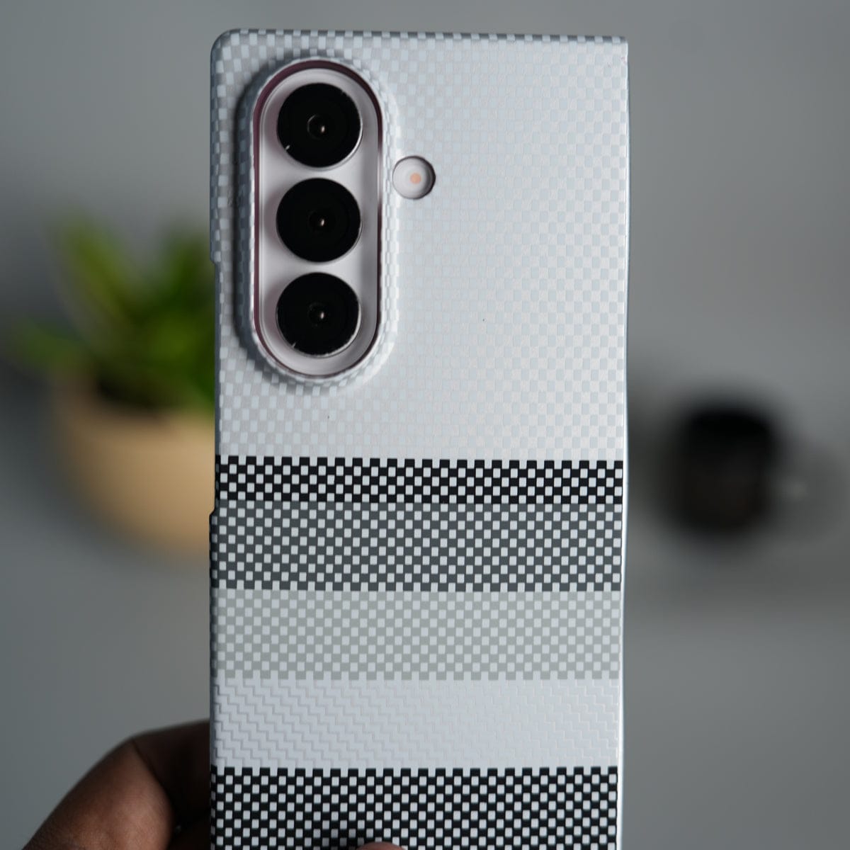 Aramid Design Hard Pc Case for Samsung Galaxy Z Fold 8 Ultra | MagSafe Cover | GrayBlackLine Design