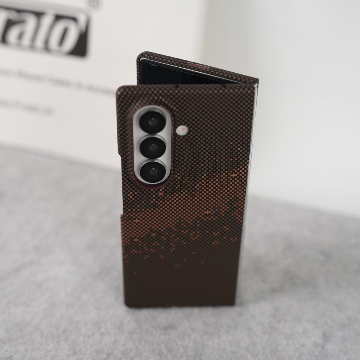 Aramid Design Hard Pc Case for Samsung Galaxy Z Fold 8 Ultra | MagSafe Cover