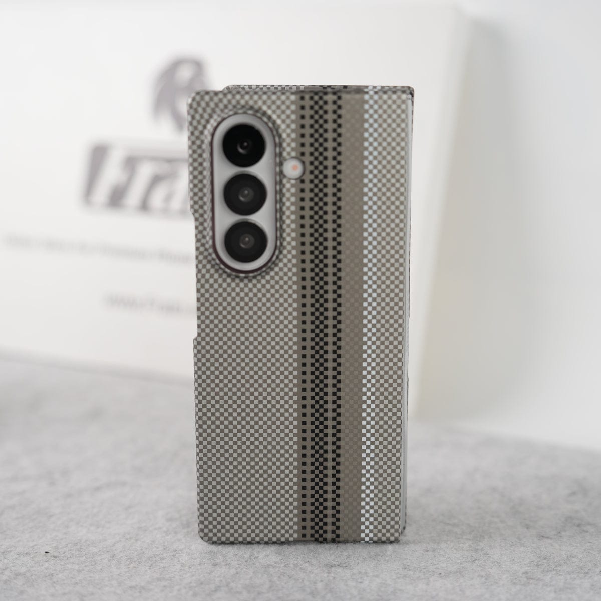 Aramid Design Hard Pc Case for Samsung Galaxy Z Fold 8 Ultra | MagSafe Cover