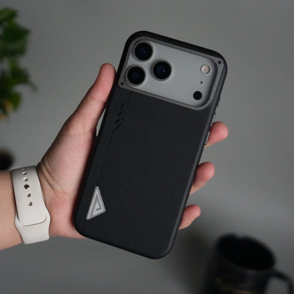 iPhone 17 Pro Max Leather Texture MagSafe PVC NUIU Case With Metal Camera Bump