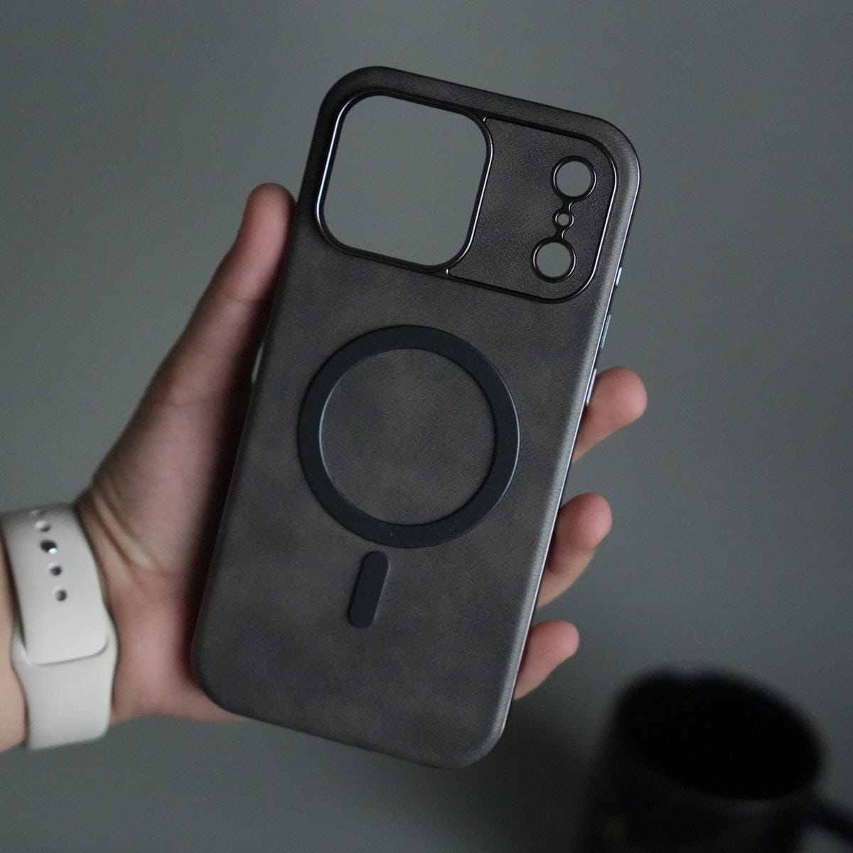 iPhone 17 Pro Max Metallic Textured Leather MagSafe Ring Case Cover