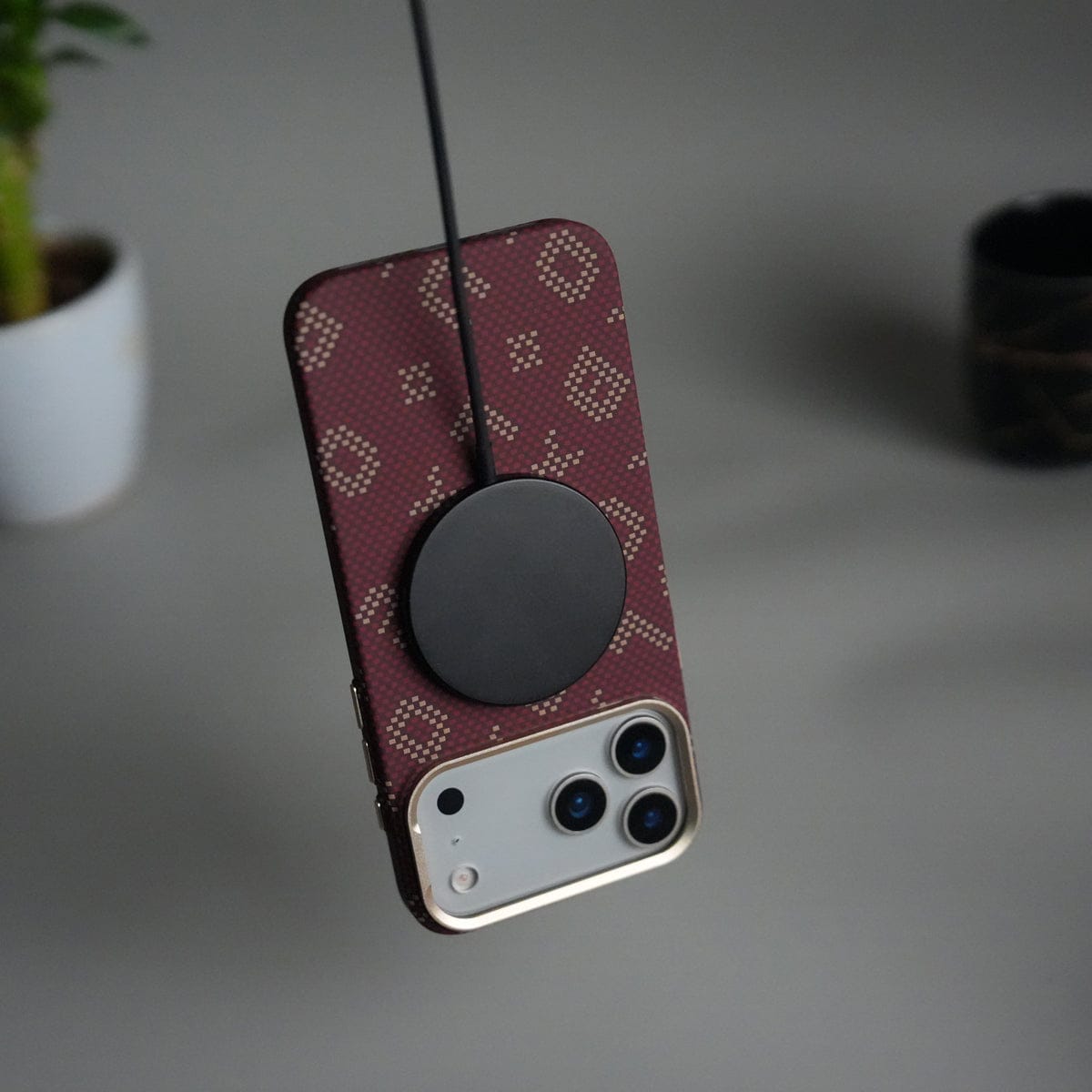 iPhone 17 Pro Max Aramid Fiber Case | Slim MagSafe Cover | Maroon