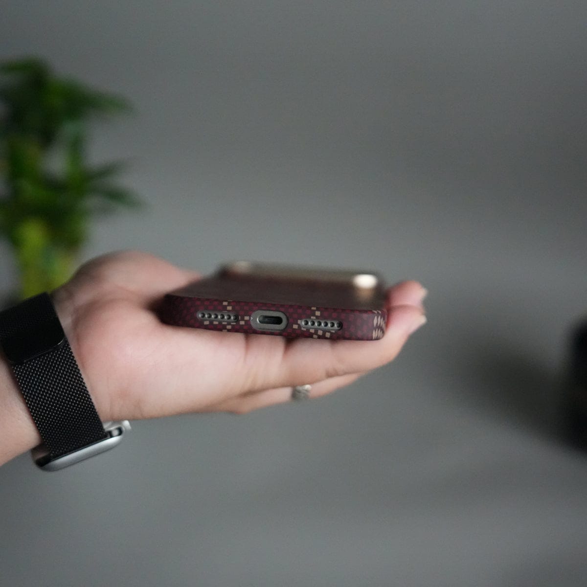 iPhone 17 Pro Max Aramid Fiber Case | Slim MagSafe Cover | Maroon