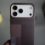 iPhone 17 Pro Max Carbon Fiber Texture Design Side Bumper MagSafe Case Cover