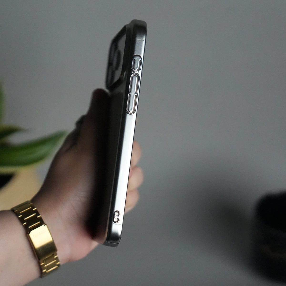 iPhone 17 Pro Max Clear Shell Case | Slim Back Cover with Electroplated Edges