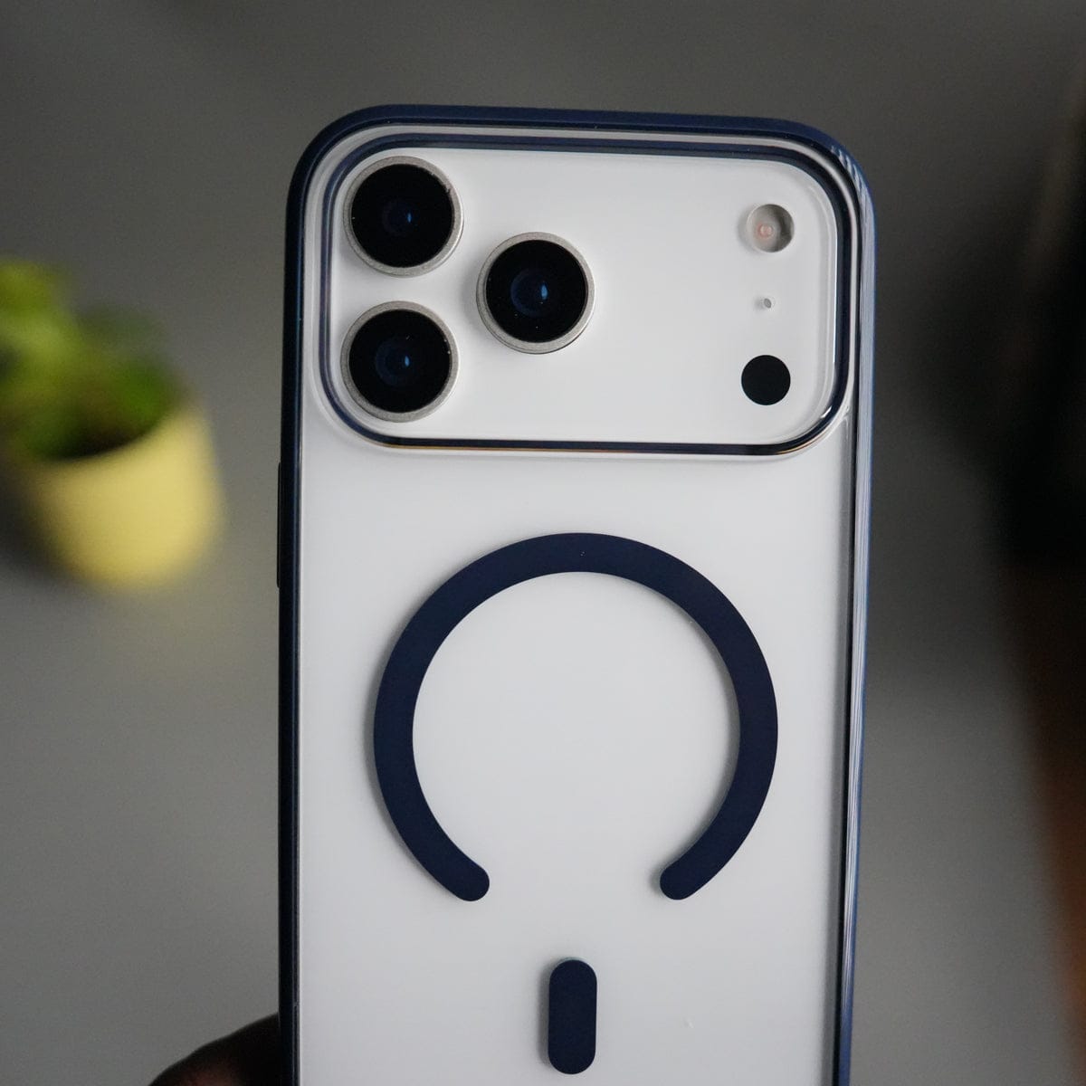iPhone 17 Pro Max ClearView LumiEdge MagSafe Case | Transparent Cover