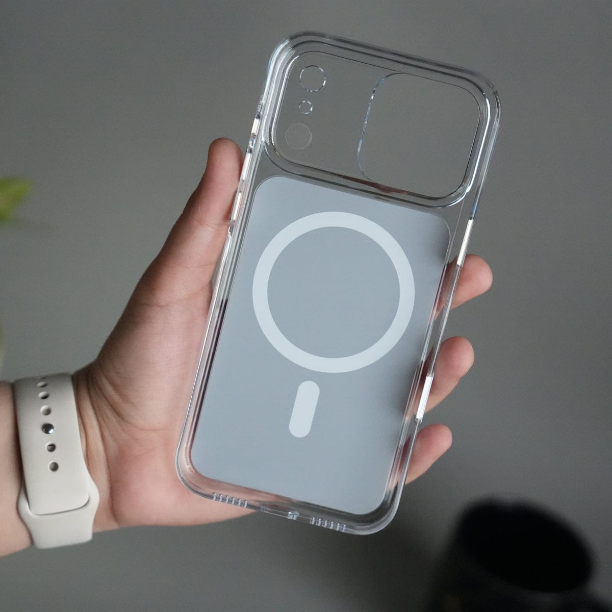 iPhone 17 Pro Max Crystal Series Hard Transparent MagSafe Case