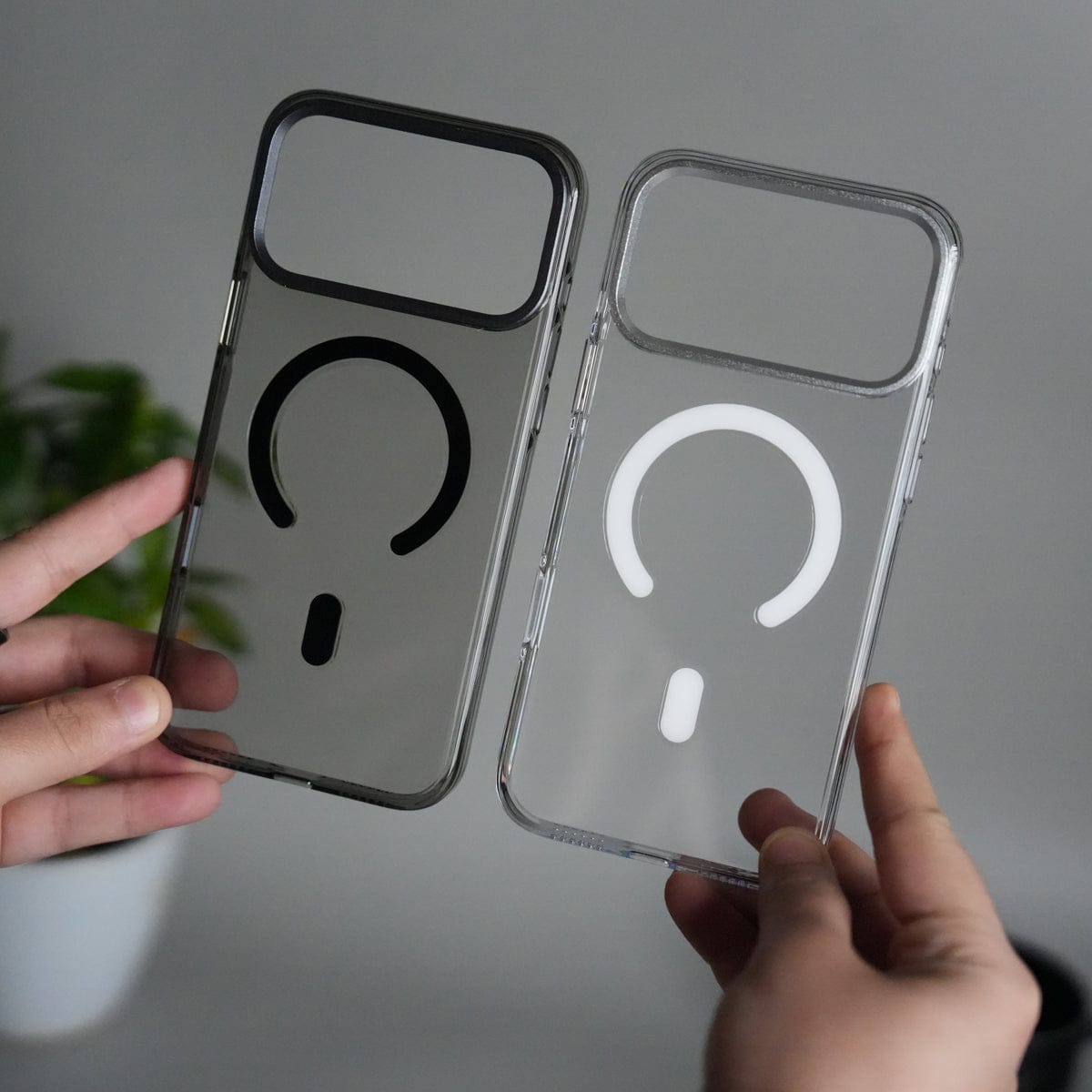 iPhone 17 Pro Max Hard Crystal Transparent MagSafe Case | Anti-Yellow Clear Back Cover with Metal Camera Bump