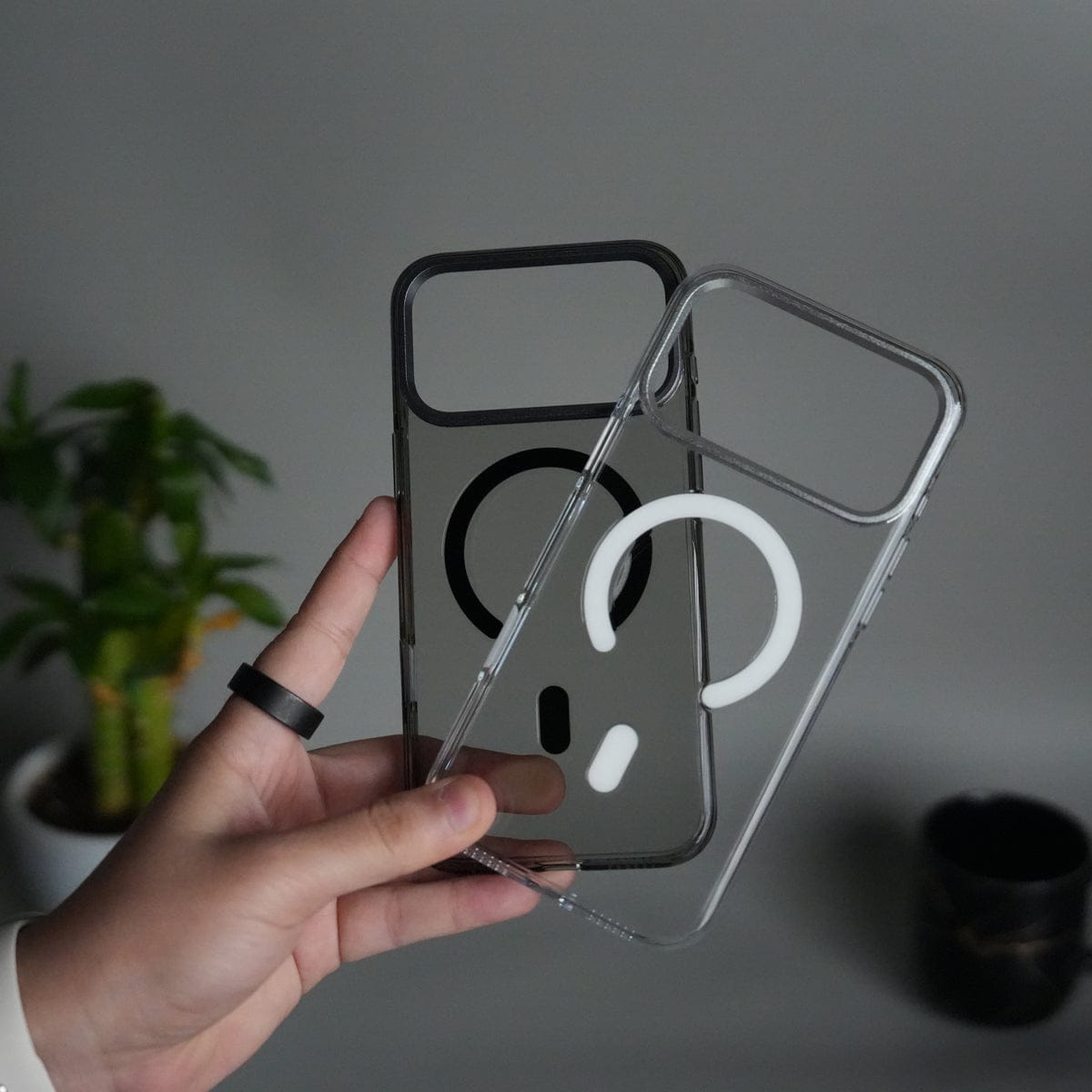 iPhone 17 Pro Max Hard Crystal Transparent MagSafe Case | Anti-Yellow Clear Back Cover with Metal Camera Bump