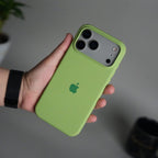 iPhone 17 Pro Max Liquid Silicone Case Cover (Pista Green)