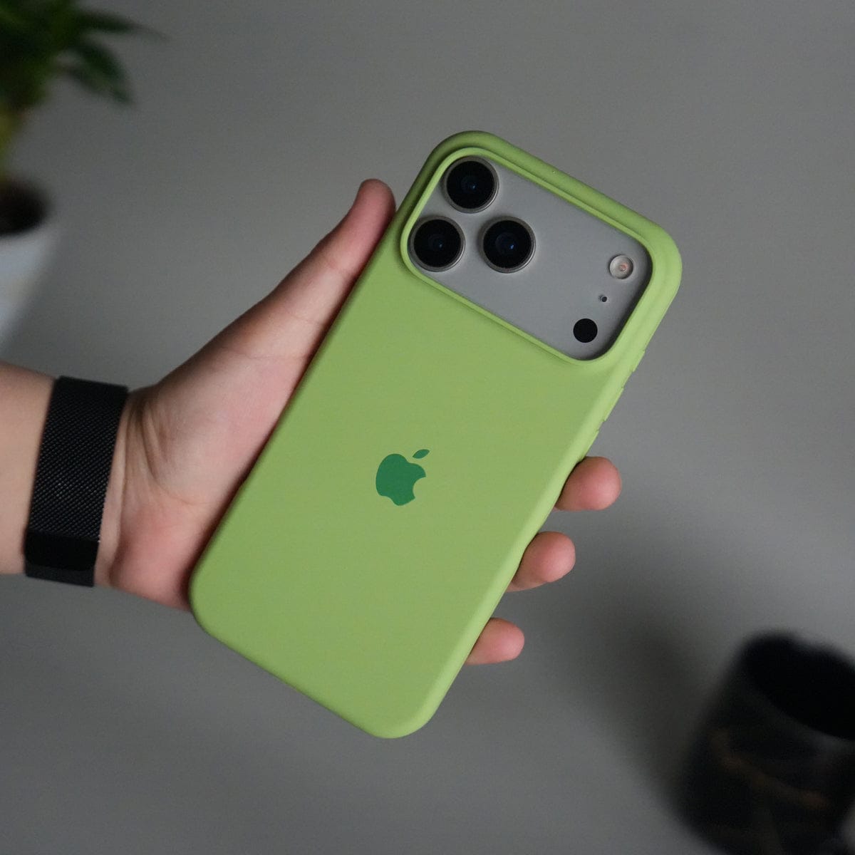 iPhone 17 Pro Max Liquid Silicone Case Cover (Pista Green)