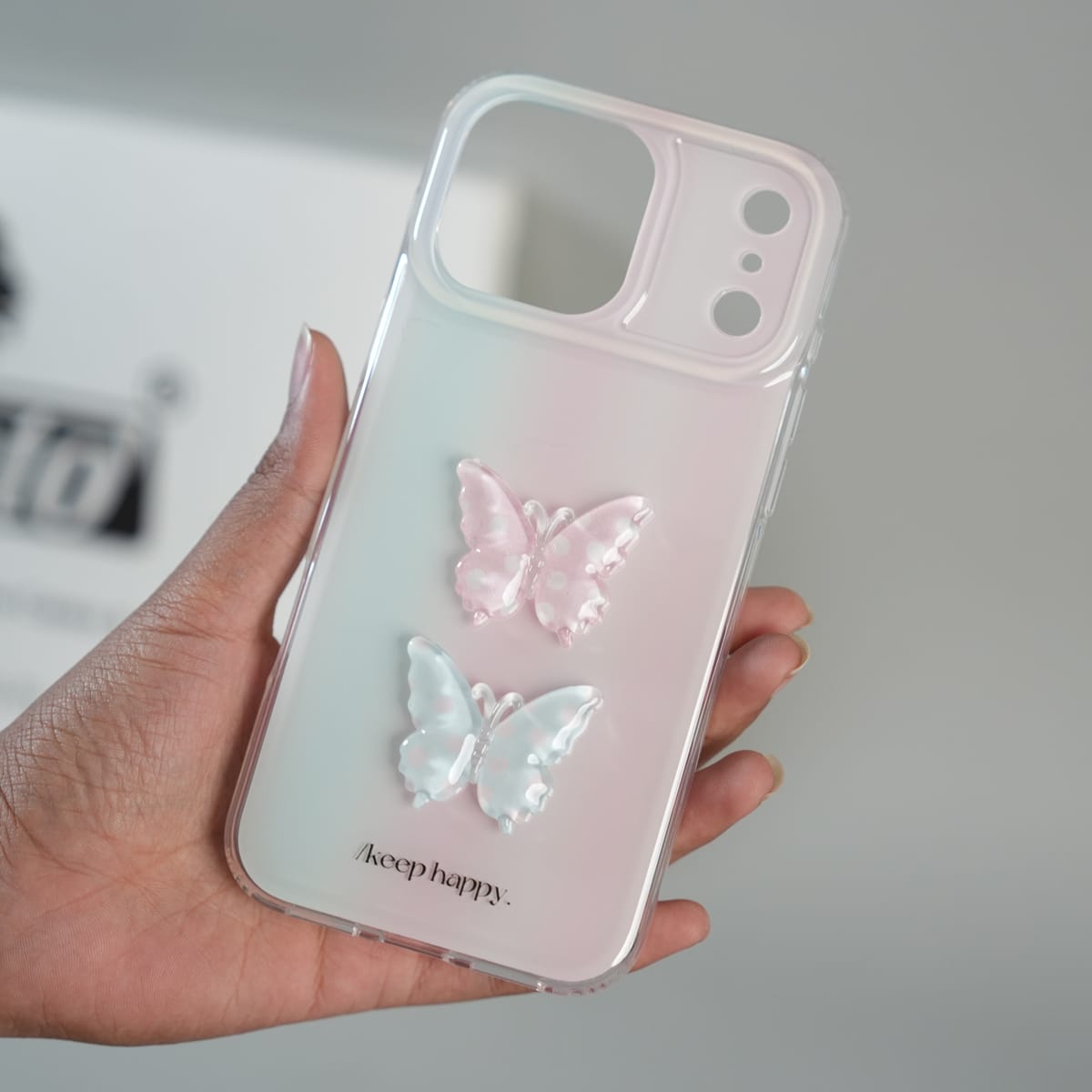 iPhone Series Luxury 3D Butterfly Gradient Case with Pearl Beaded Wristlet