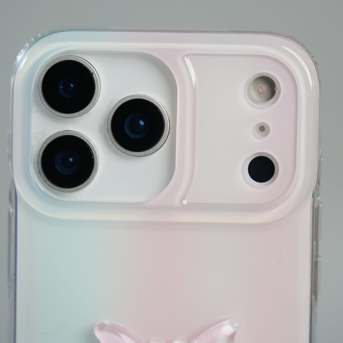iPhone Series Luxury 3D Butterfly Gradient Case with Pearl Beaded Wristlet