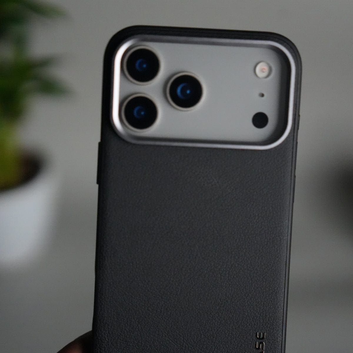 iPhone 17 Pro Max Luxury Leather Matte Case | Slim Protective Metal Frame Back Cover