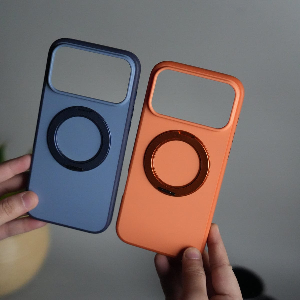 iPhone 17 Pro Max Matte Shockprof Case with Metal 360° Kickstand
