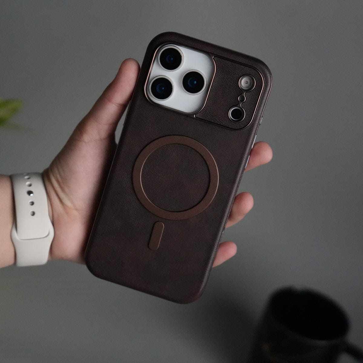 iPhone 17 Pro Max Metallic Textured Leather MagSafe Ring Case Cover
