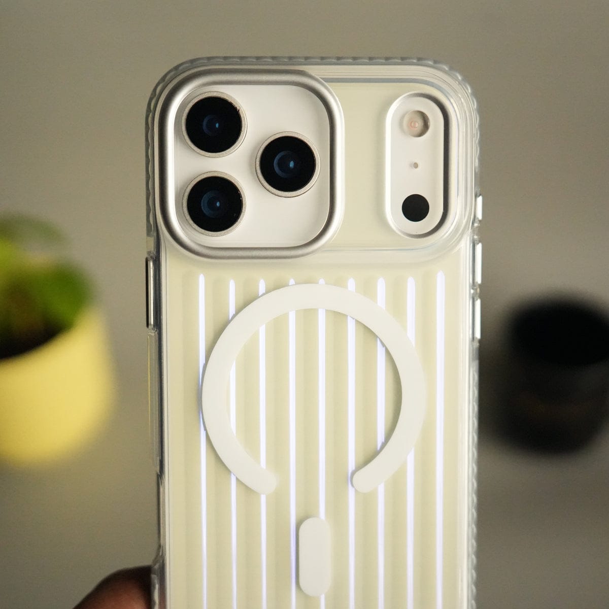 iPhone 17 Pro Max Transparent MagSafe Suitcase Design Case Back Cover