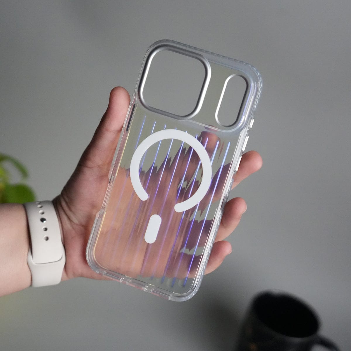 iPhone 17 Pro Max Transparent MagSafe Suitcase Design Case Back Cover