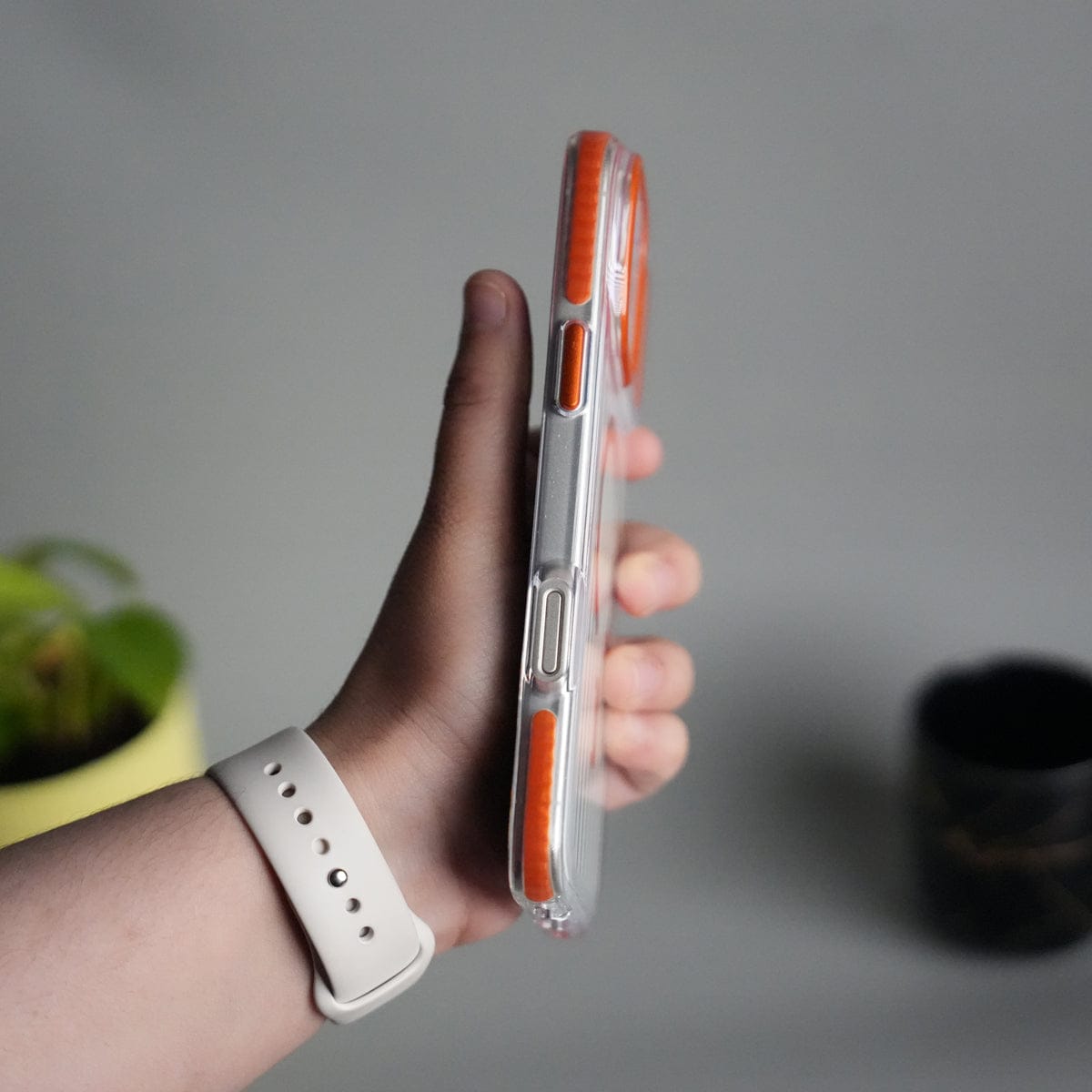 iPhone 17 Pro Max Transparent MagSafe Suitcase Design Case Back Cover