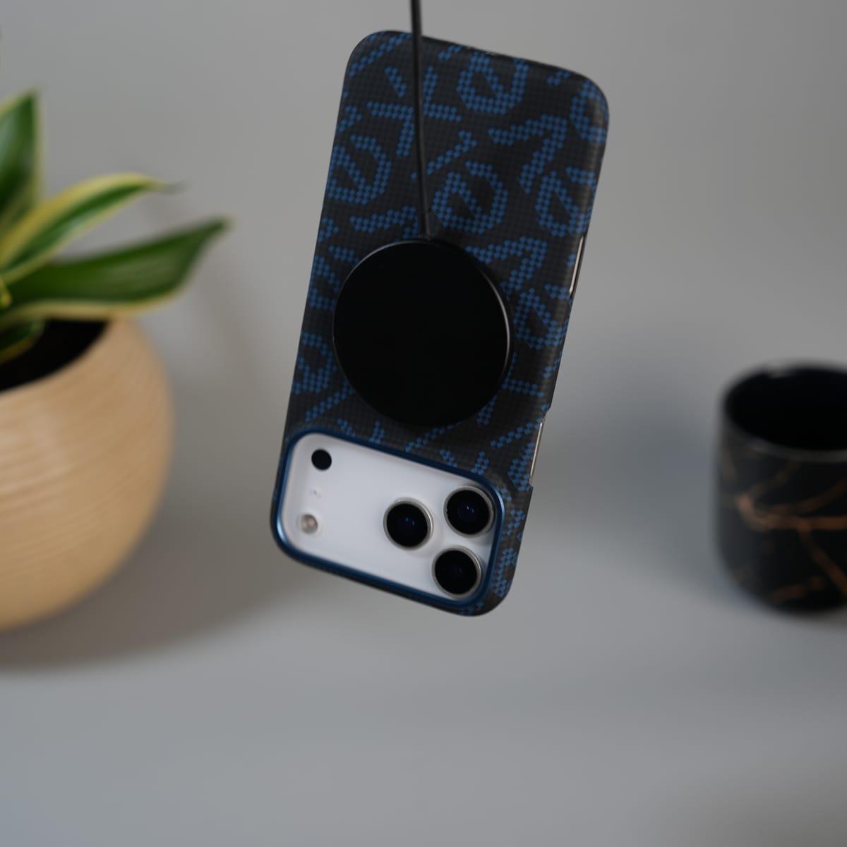 iPhone 17 Pro Max Ultra-Thin Carbon Fiber Texture Hard Pc MagSafe Case | Lightweight Back Cover