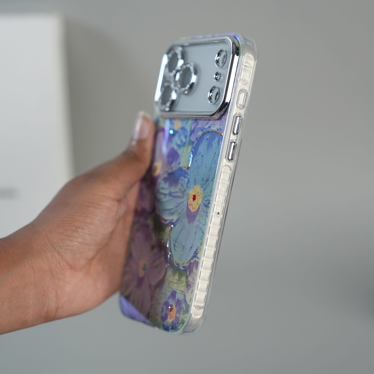 iPhone 17 Series Luxury 3D Oil Painting Floral Design Glitter Lens Protection Stand Cover