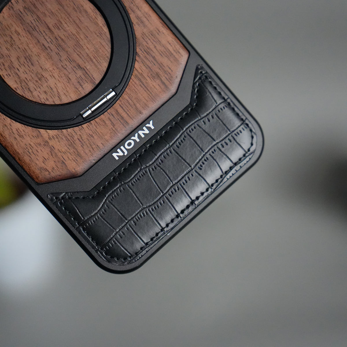 iPhone 17 Series Metallic Wood Leather AeroFLex Aluminium Case With Rotating Stand