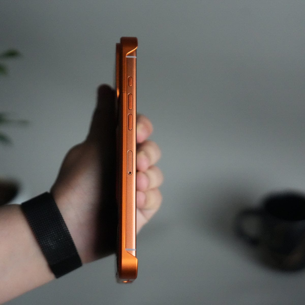 iPhone 17 Series Metallic Wood Leather AeroFLex Aluminium Case With Rotating Stand