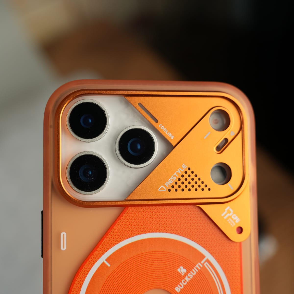 iPhone 17 Series Modern Cyber Protective Cover