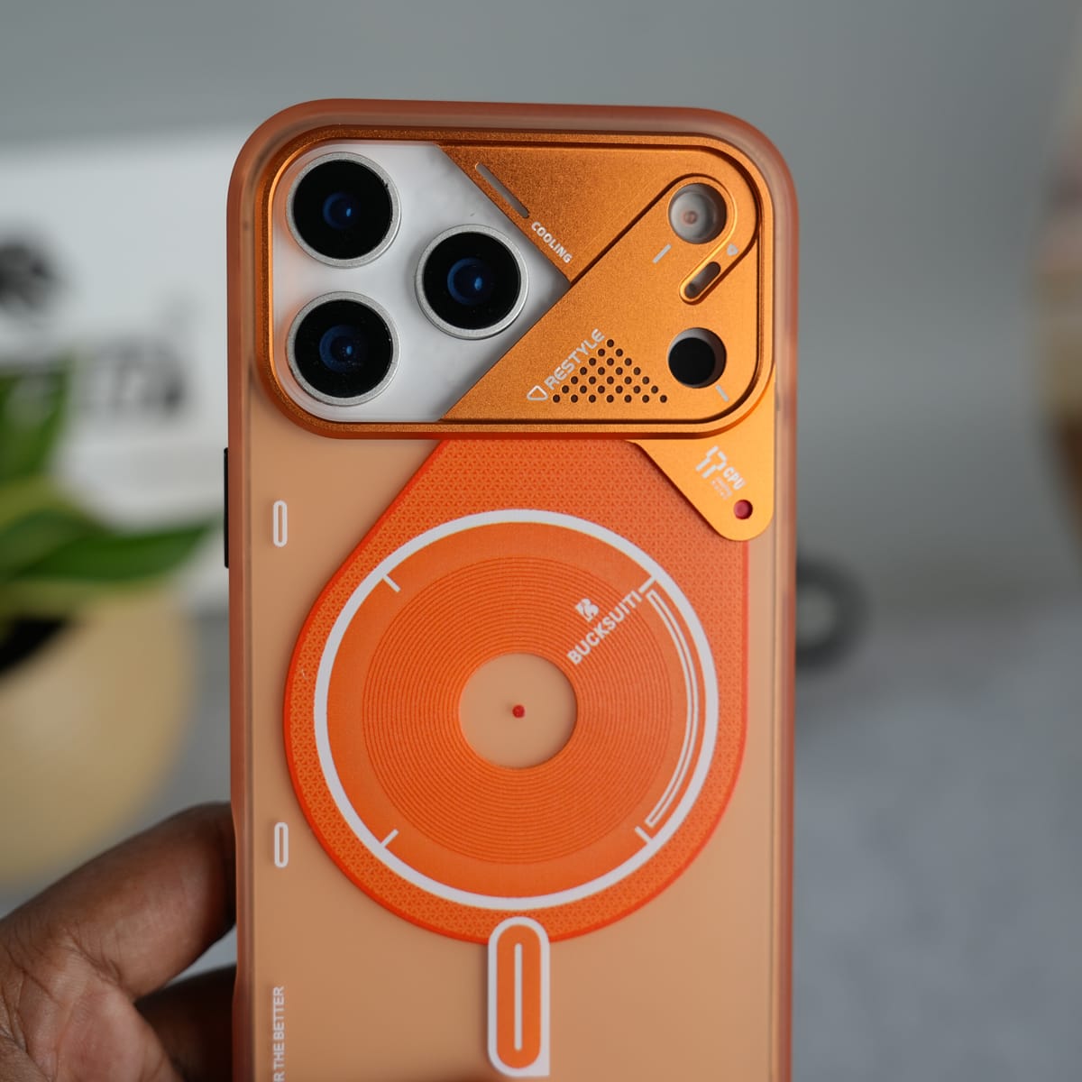 iPhone 17 Series Modern Cyber Protective Cover