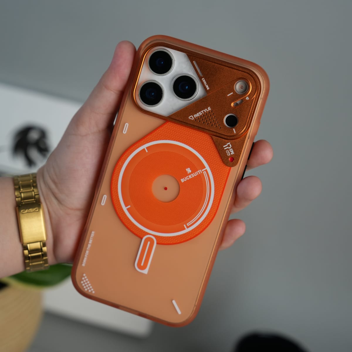 iPhone 17 Series Modern Cyber Protective Cover