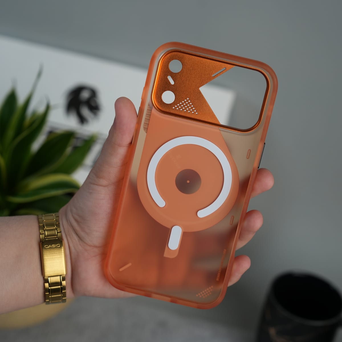 iPhone 17 Series Modern Cyber Protective Cover