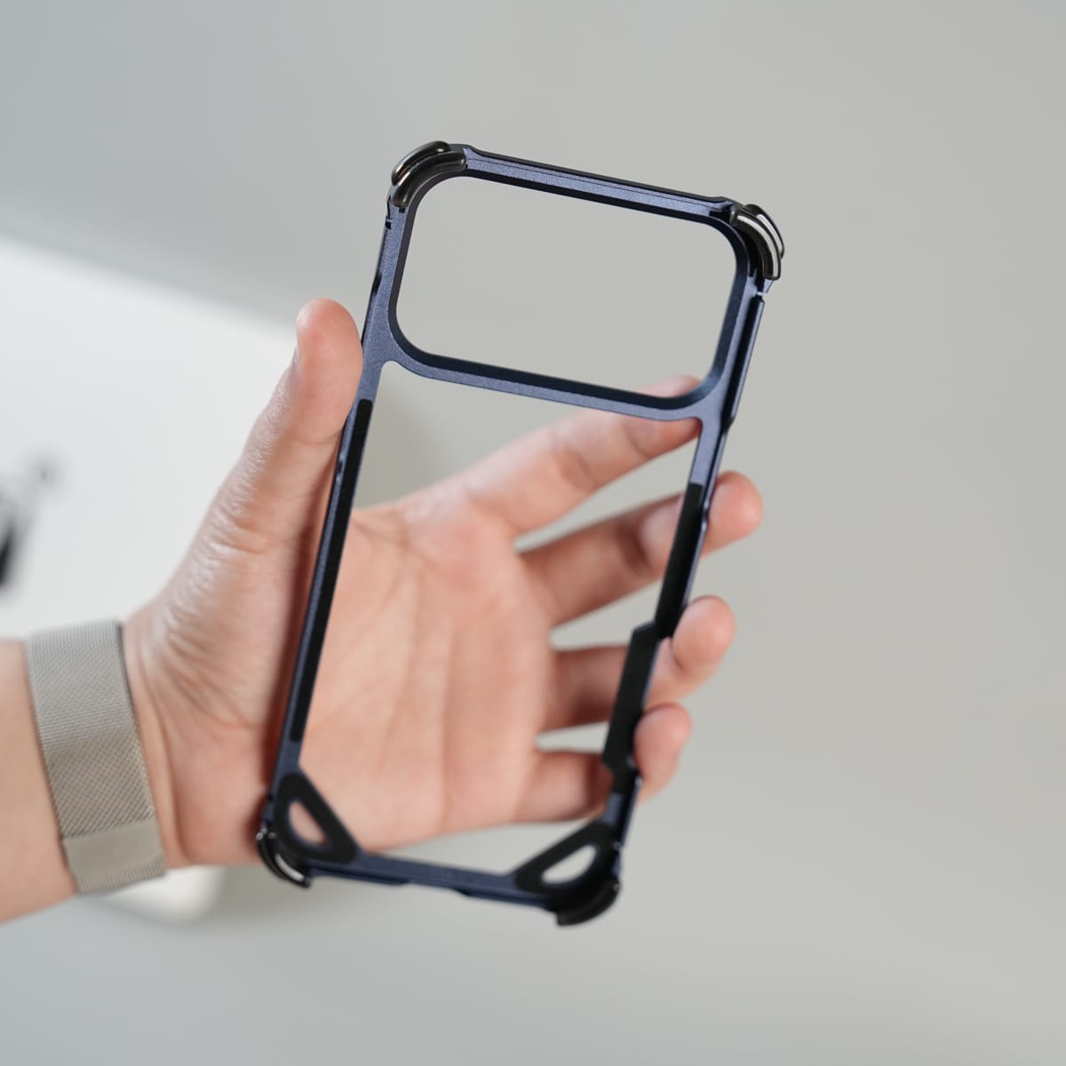 iPhone 17 Series Premium Aluminum Alloy Metal Frame Case