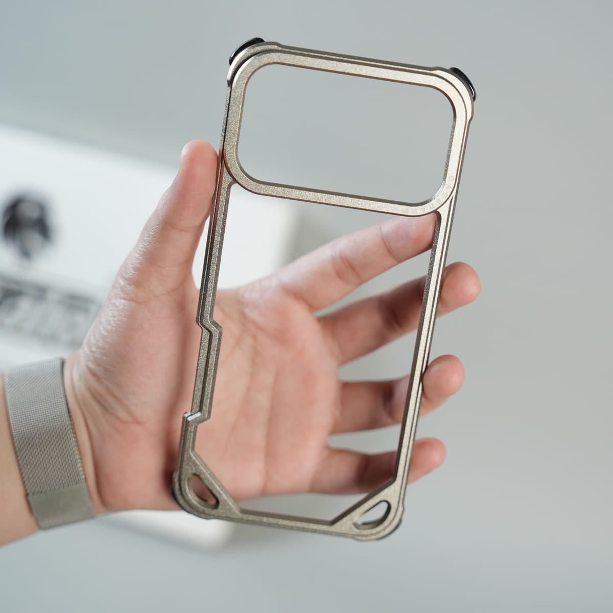 iPhone 17 Series Premium Aluminum Alloy Metal Frame Case