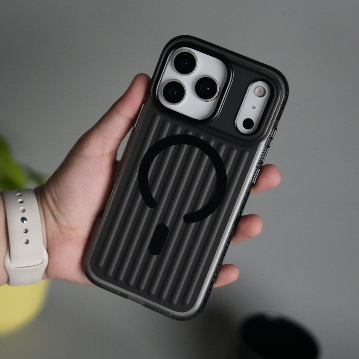 iPhone 17 Pro Max MagSafe Suitcase Design Case | Shiny Texture Back Cover